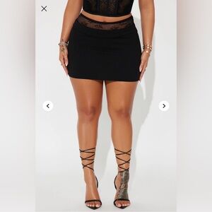Fashion Nova Black Lace-Trim Bodycon Mini Skirt